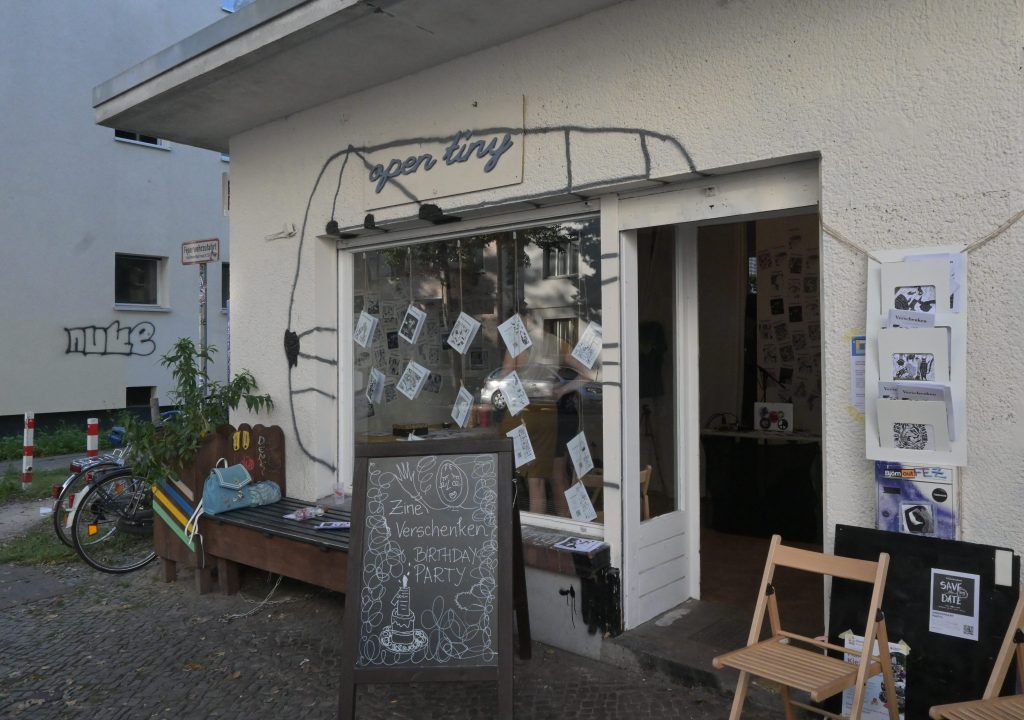 Celebrating Zine Verschenken